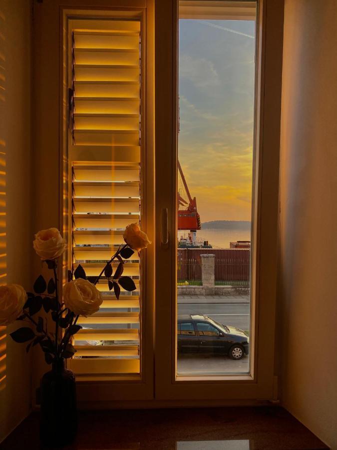 Apartment Augusto - Sea View Pula Eksteriør billede